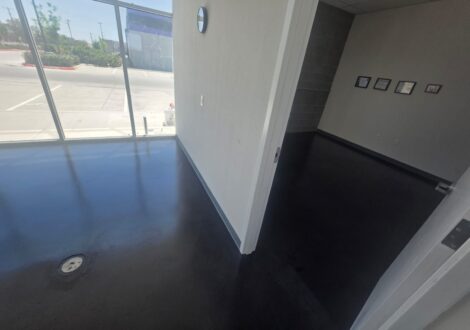 Black Gloss Commercial Epoxy Floor installed by Epoxee in El Paso, TX