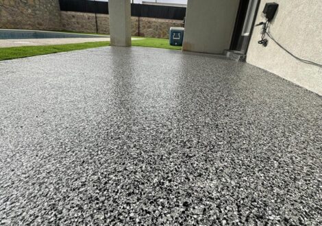 Gray Flake Epoxy Patio Close Up installed by Epoxee in El Paso, TX